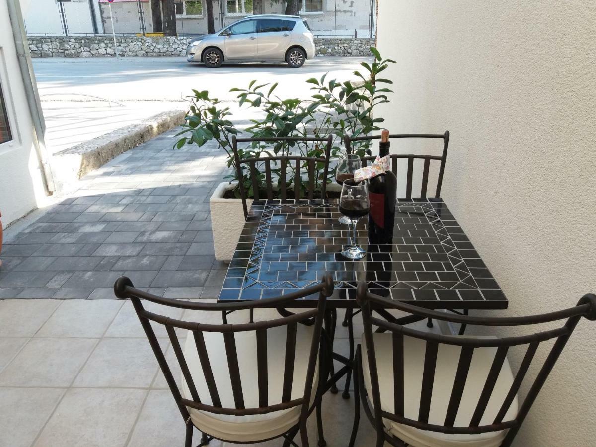 Frapedo Sport Makarska Apartment ภายนอก รูปภาพ